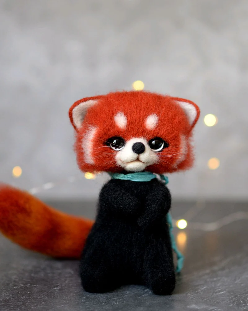Красная панда игрушка из шерсти