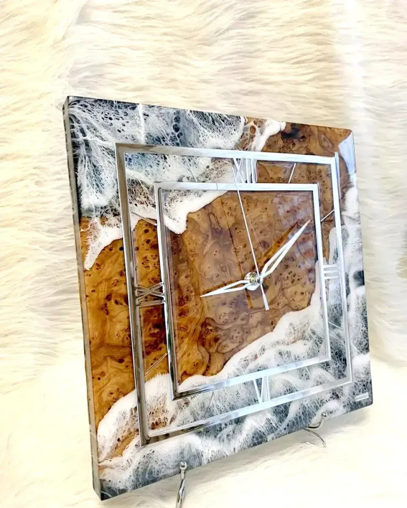 Настенные квадратные часы Прибой с карагачом коричнево-серебристые, 35*35*2,5см