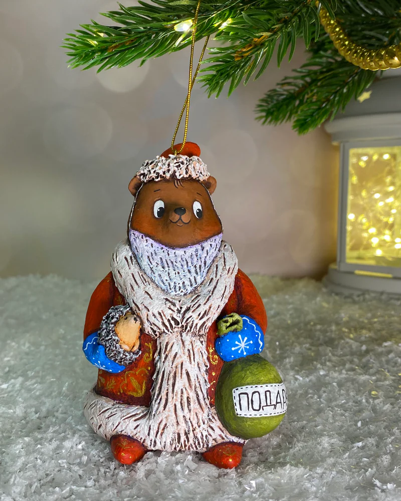 Ёлочная игрушка «Медведь-дед мороз»