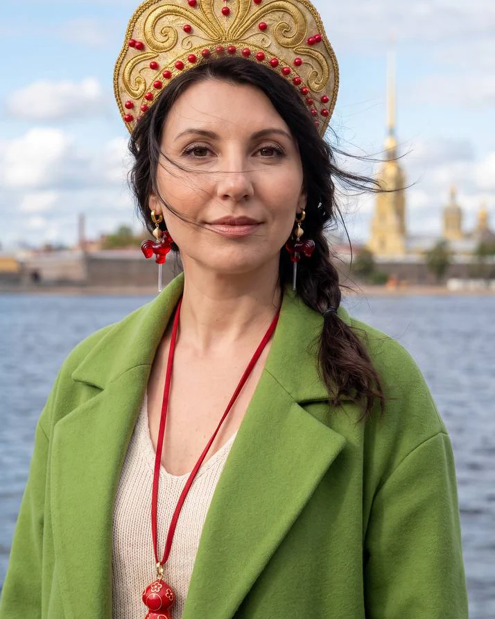 Шикарная подвеска Матрешка