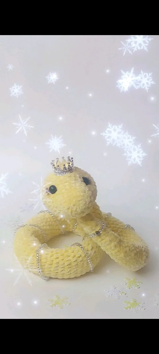 Змея вязаная Скарапея