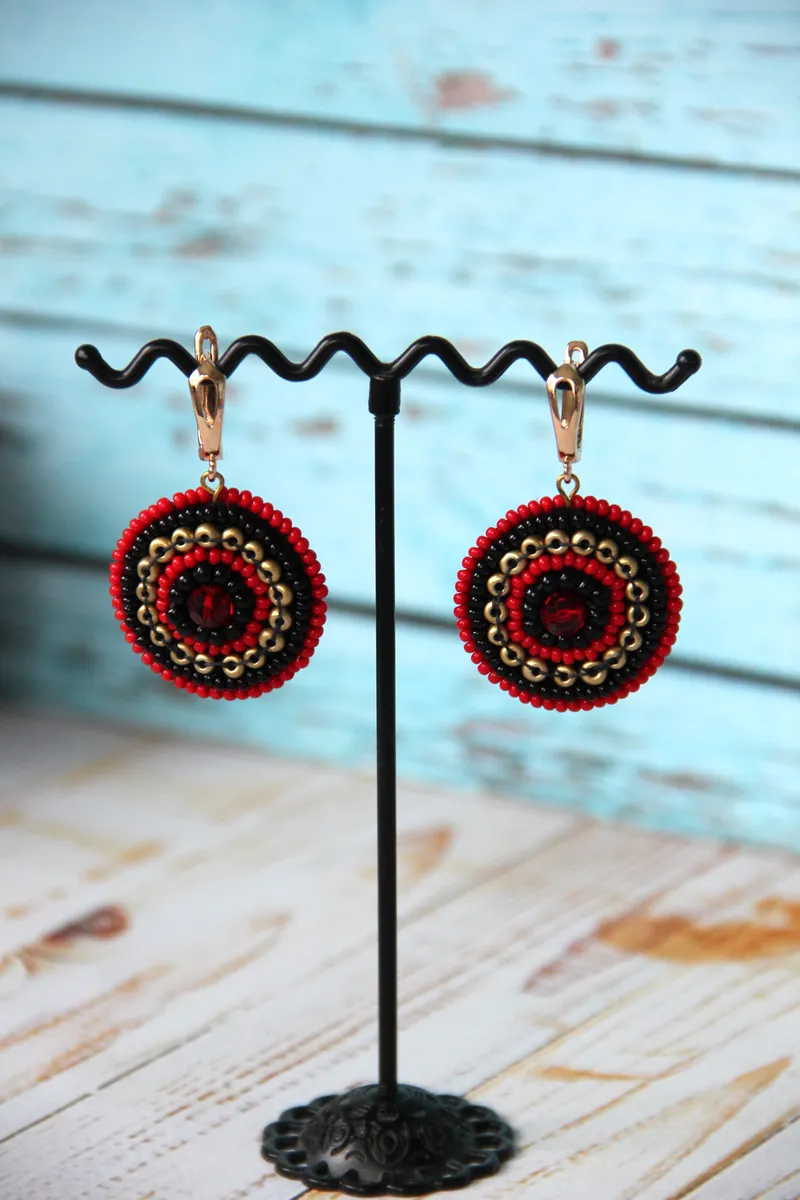 Серьги из бисера