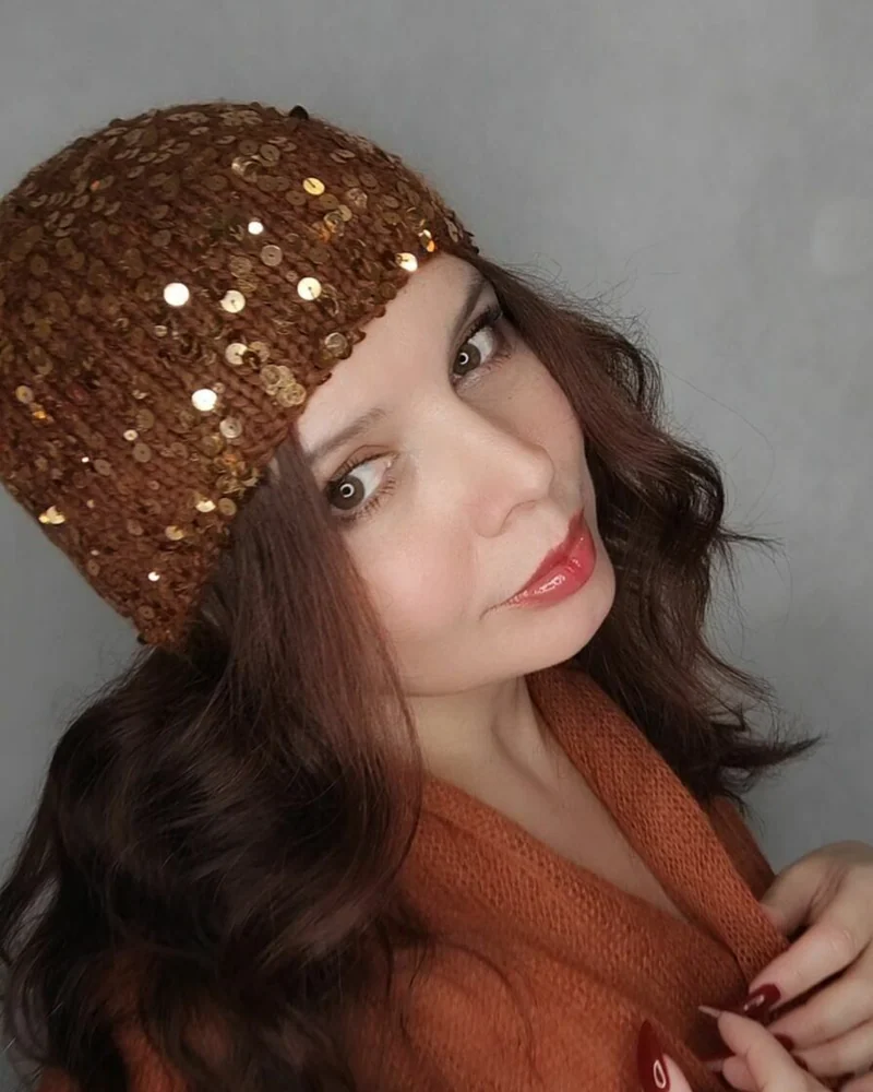 шапка с пайетками, шапка по голове