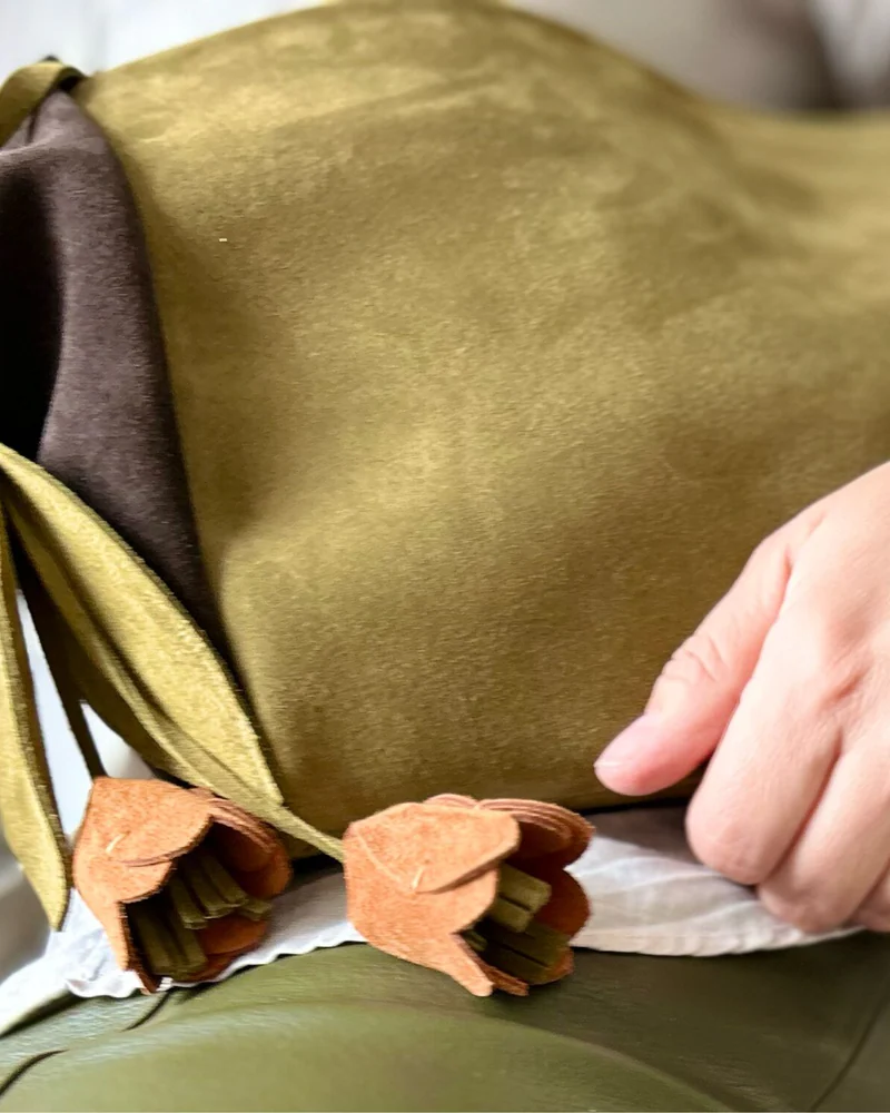 Мягкая сумочка из натуральной замши, 20 × 15 см — Замша, оливковый