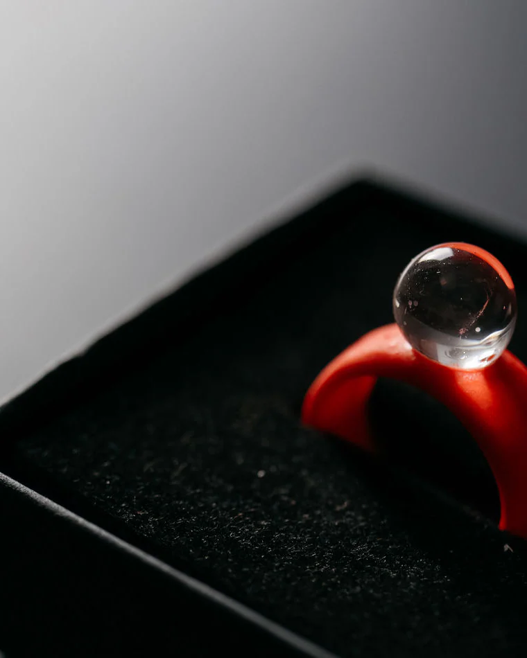 Кольцо из стекла 16 размер