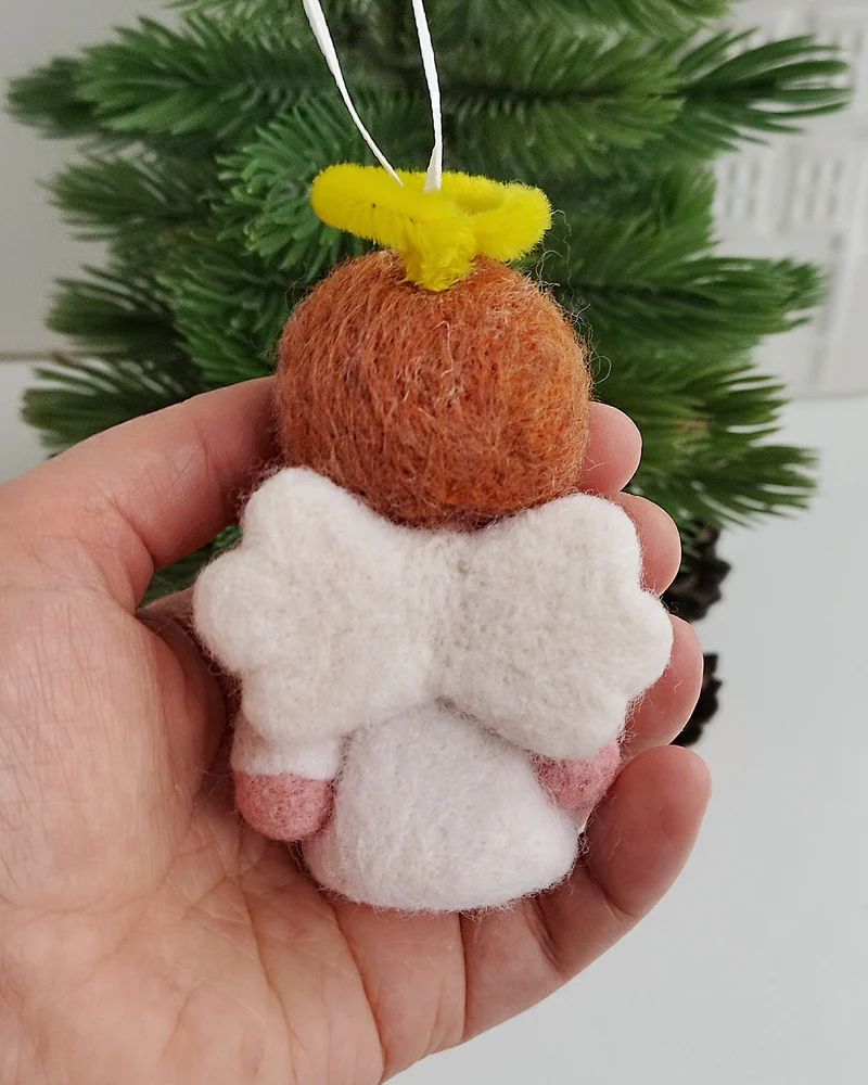 Валяный ангел из шерсти ёлочная игрушка/ подвеска ручной работы