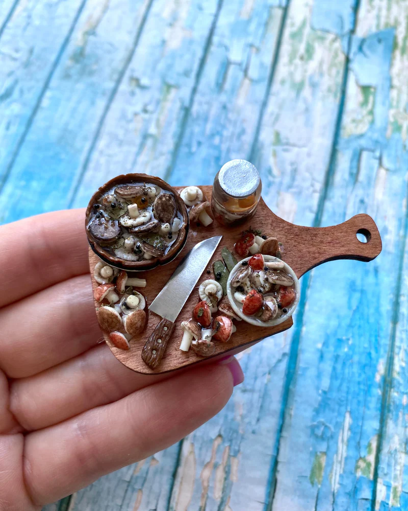 Кукольная Миниатюра «Грибные запасы 🍄🟫»