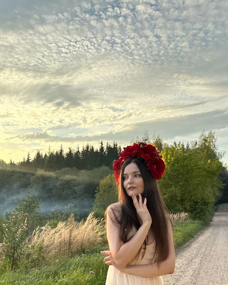 Ободок с маками и ягодами — Жёлтый