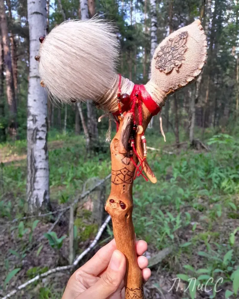 Шаманские погремушки Ларисы Лисс (2) — Основной
