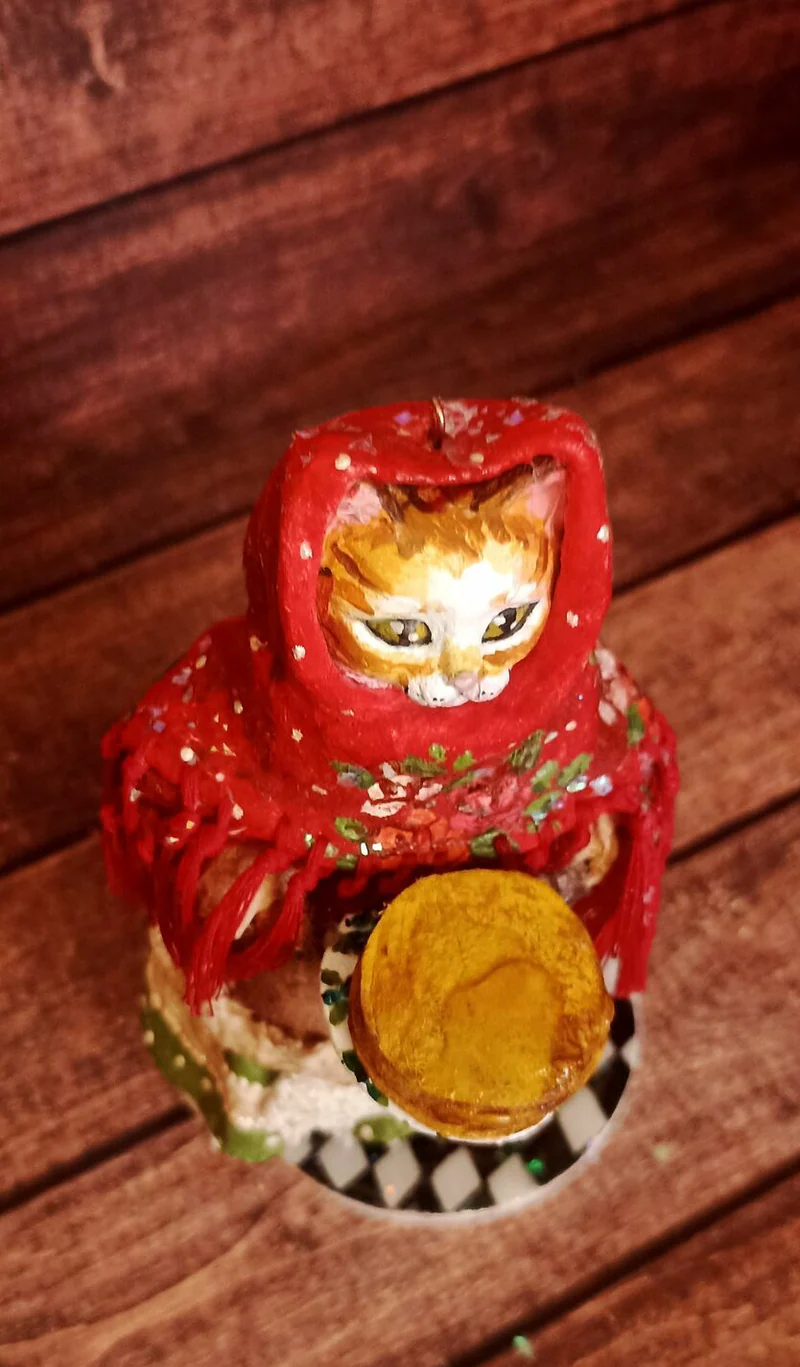 Кошечка с блинами