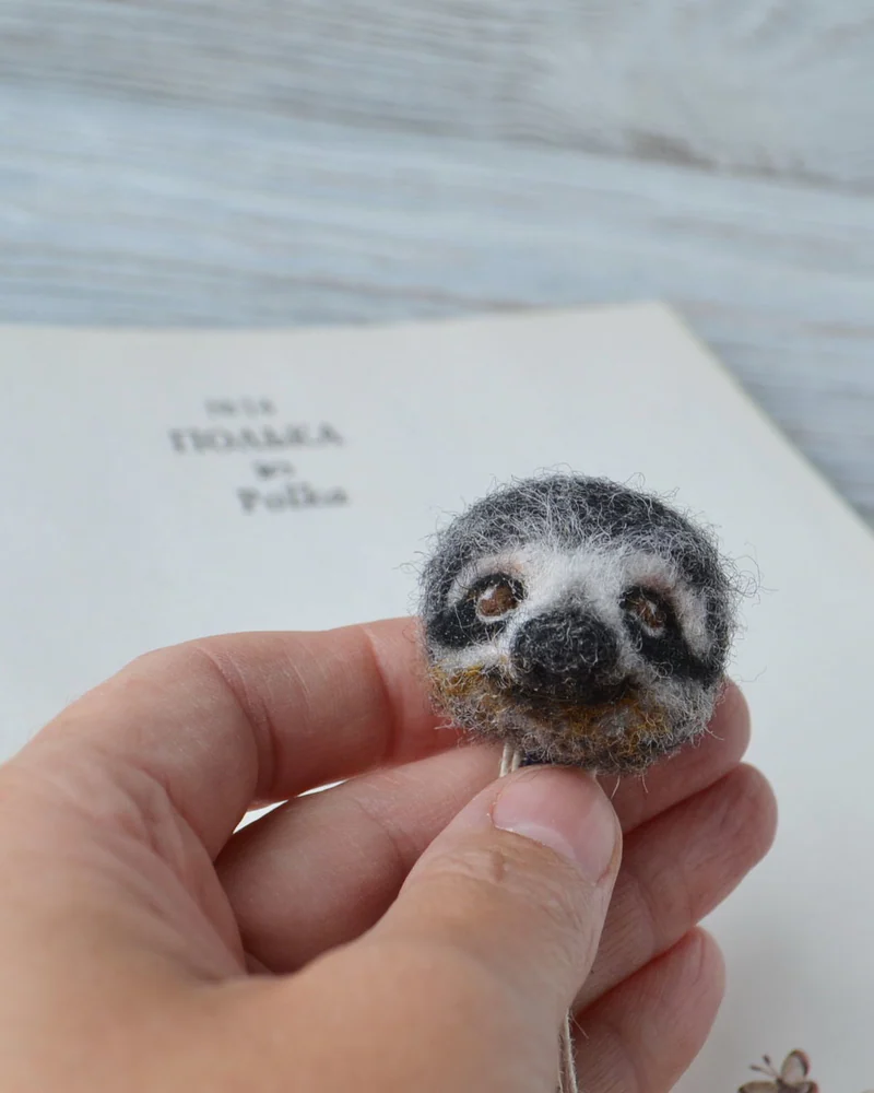 Закладка ленивец для книги, блокнота, ежедневника