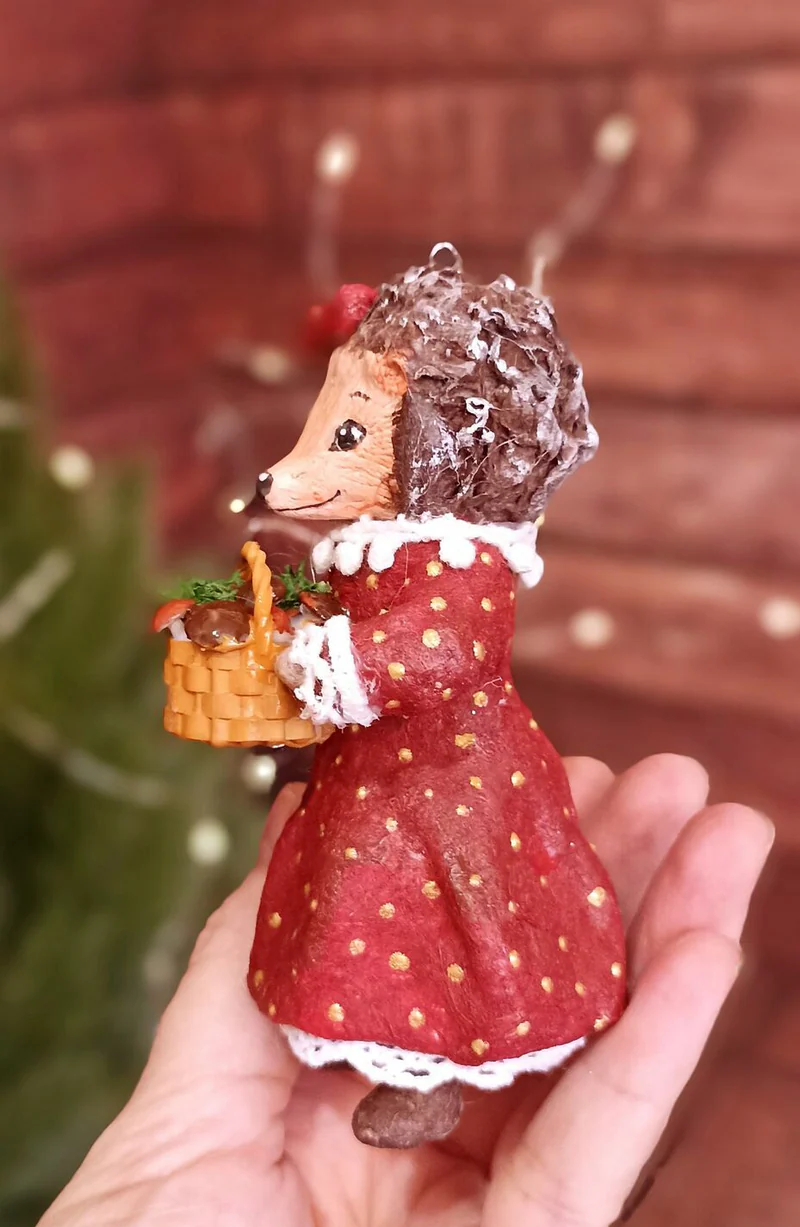 Ёжик с корзинкой