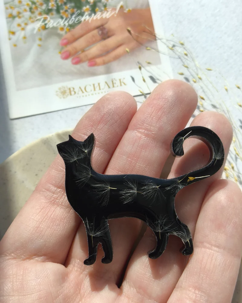 Брошь кошка