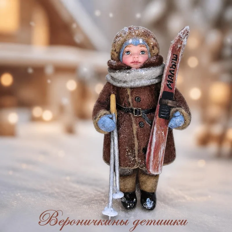 Ватная игрушка "Лыжник"