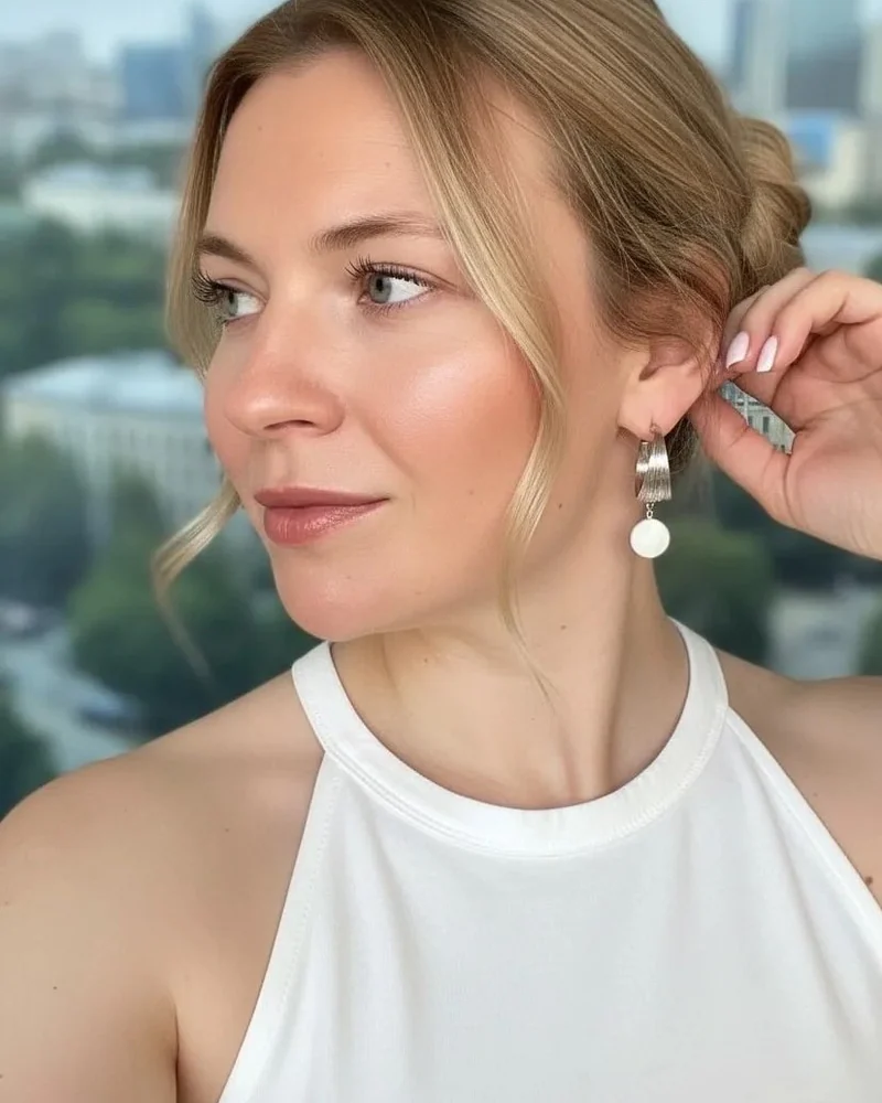 Серьги с белым агатом