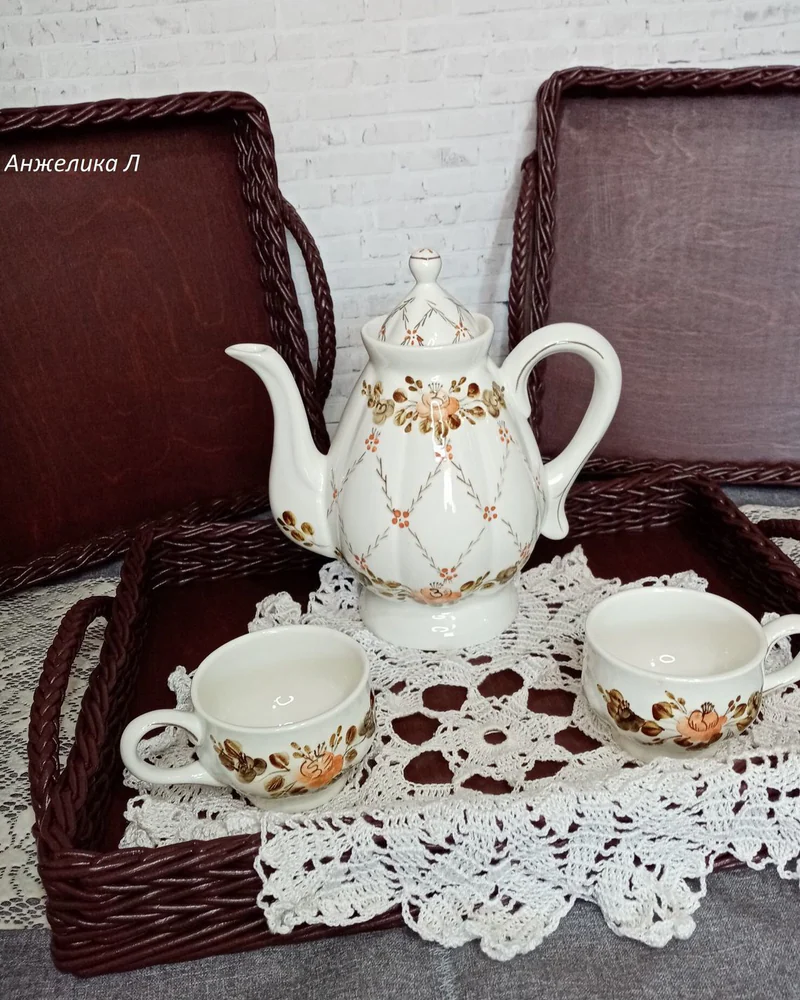 Подносы для кухни плетеные.Разнос для чаепития