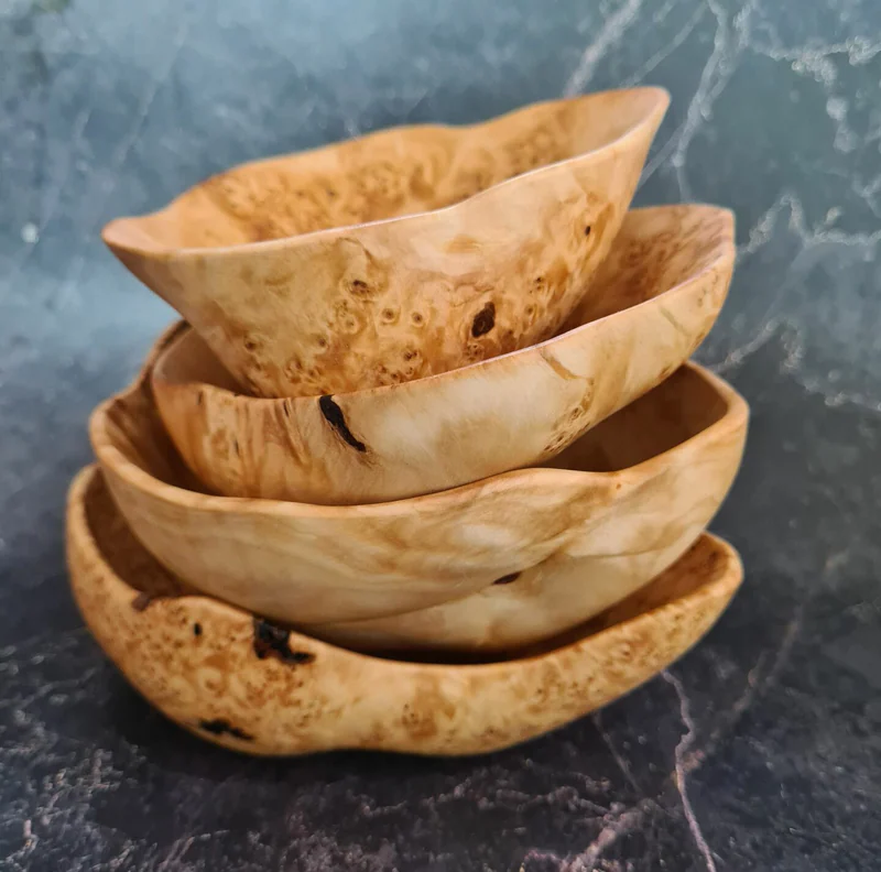 Миниатюрные чаши из берёзы