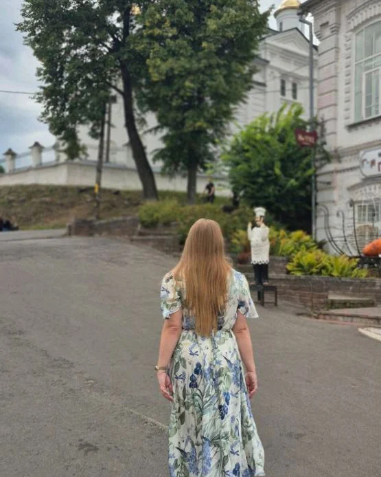 Шёлковое платье Сиреневые ирисы, вискоза атлас Италия