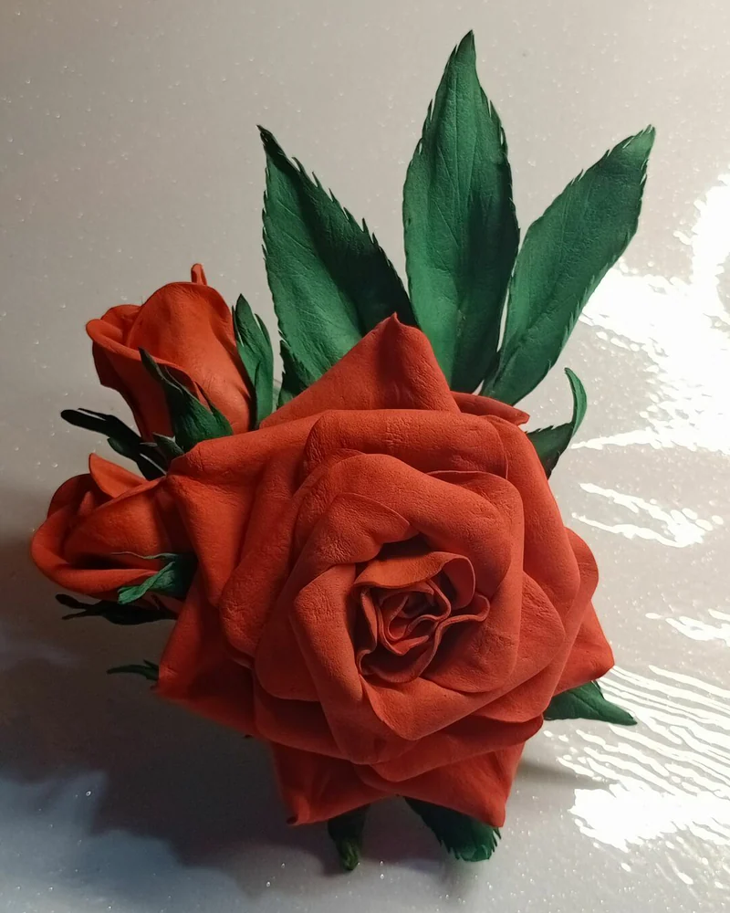 Брошь КРАСНАЯ РОЗА из ФОАМИРАНА