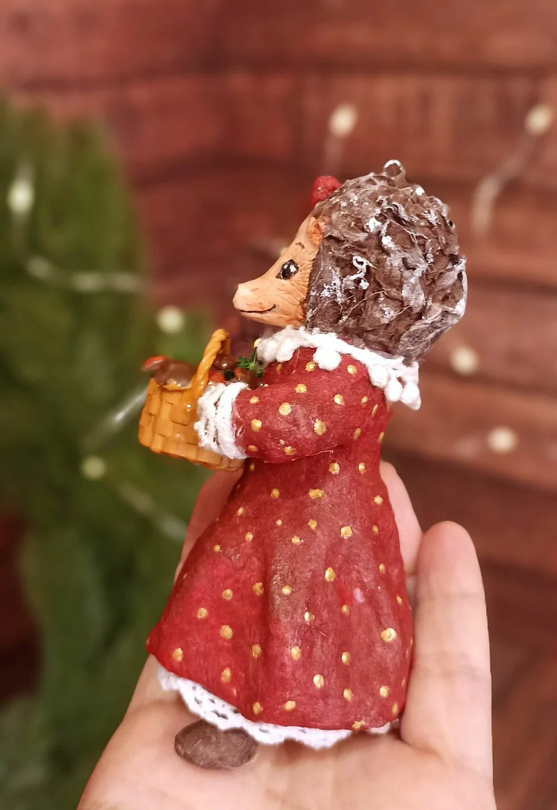 Ёжик с корзинкой