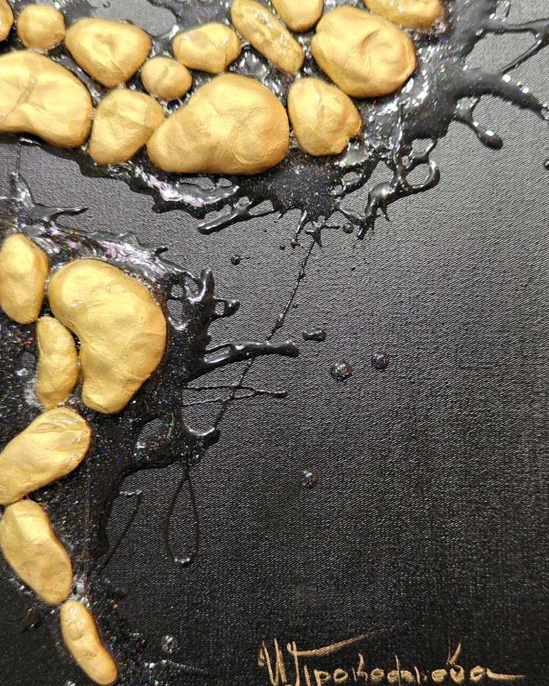 Картина с фактурой золотая змея
