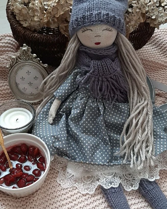 Текстильная кукла Катюша
