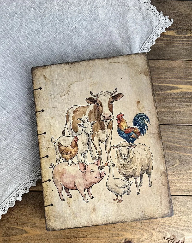 Деревянный блокнот А5 «Farm animals» с коптским переплётом