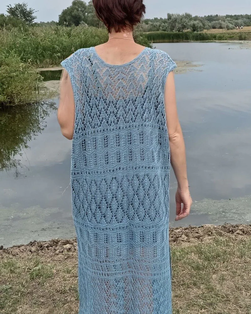 Платье вязаное