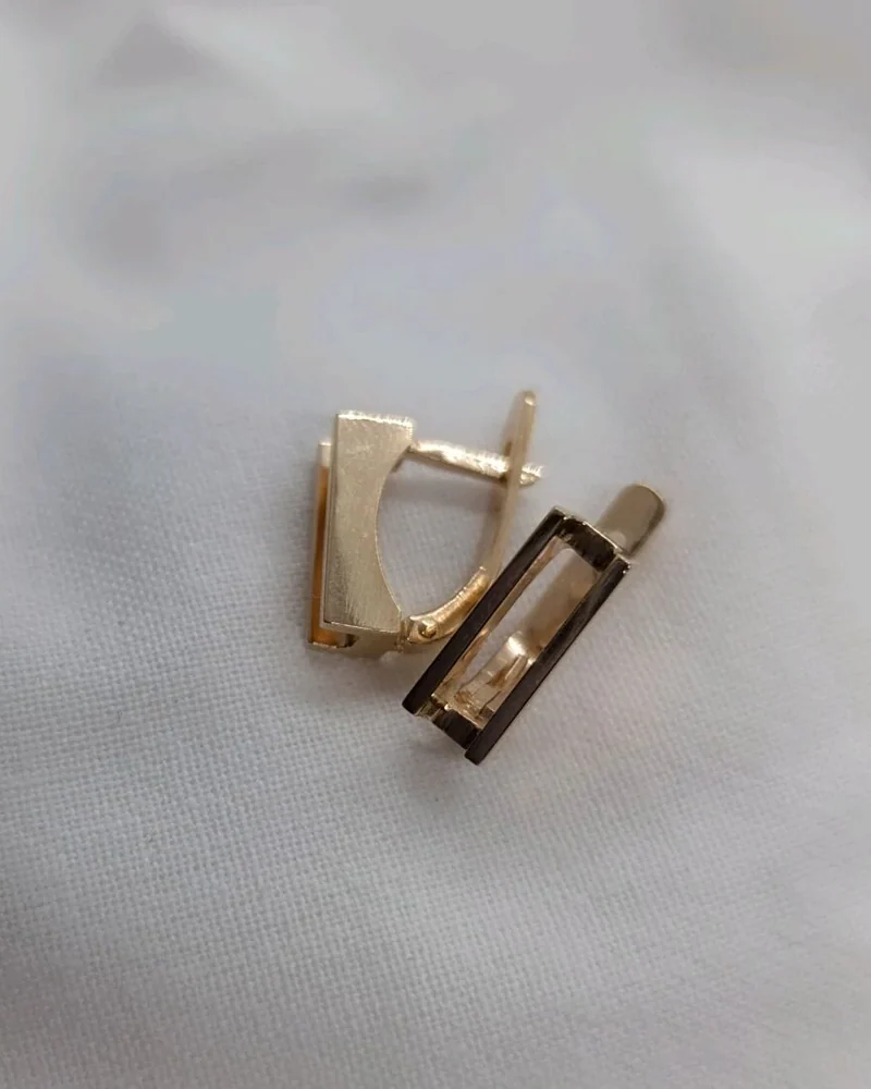 Серьги геометрической формы