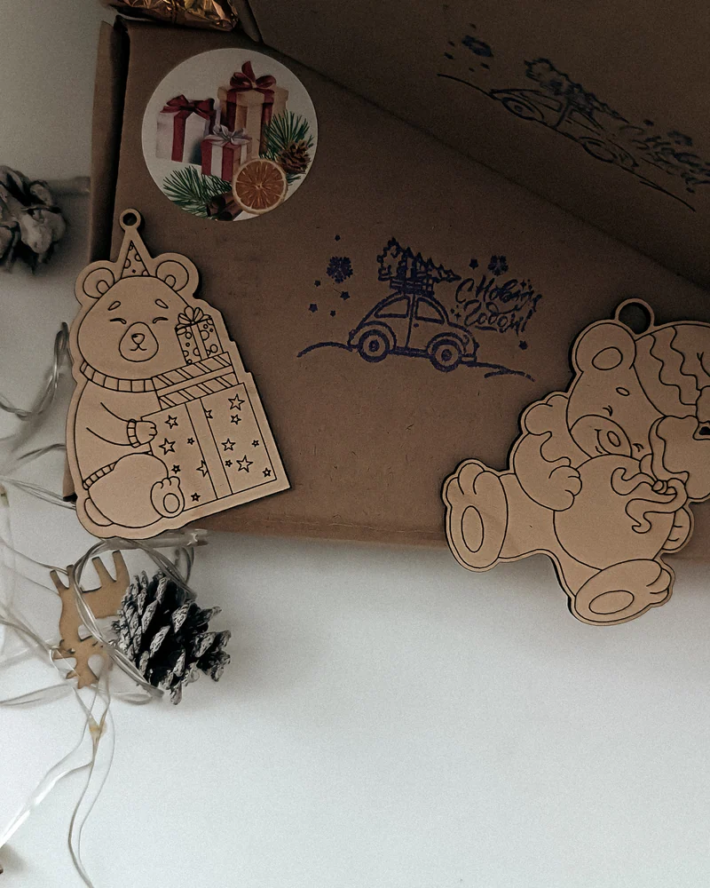 Елочные игрушки из дерева
