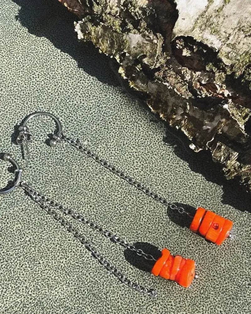 Серьги из коралла