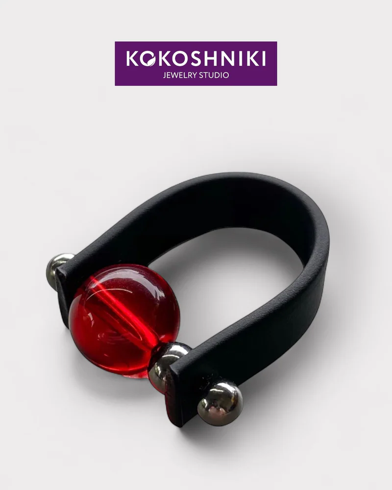 Кольцо — Красный