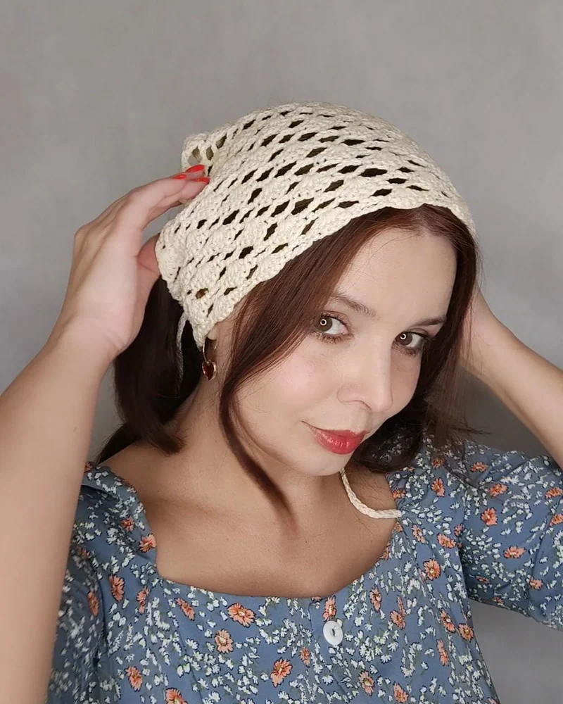 Ажурная косынка крючком из хлопка Белый