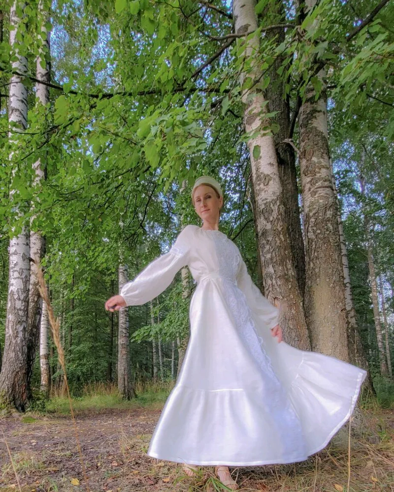 Платье льняное кружевное «Одолень», белое