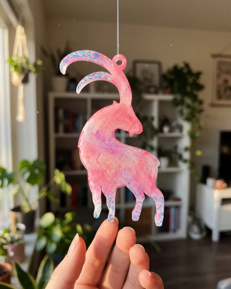 Ёлочная игрушка, розовая — Основное исполнение