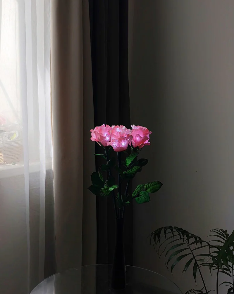 Букет-ночник из 3 роз «Pink», розовый