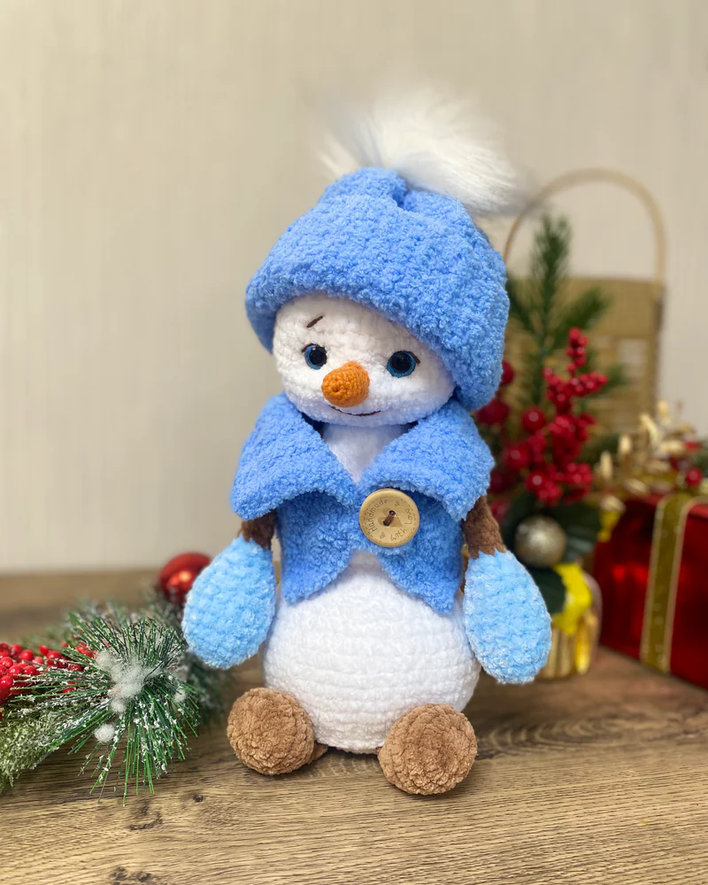 Вязаная игрушка Вязаный снеговик амигуруми