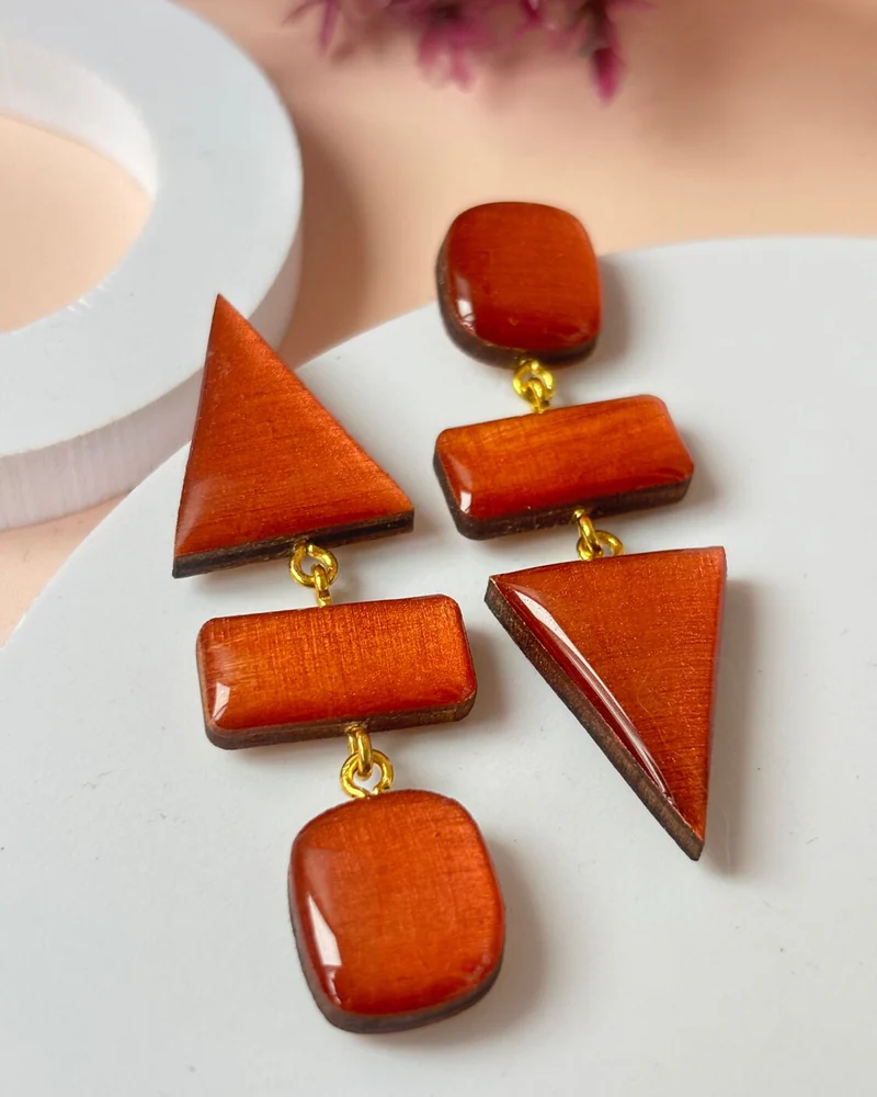 Серьги медные.Серьги крупные.Асимметрия