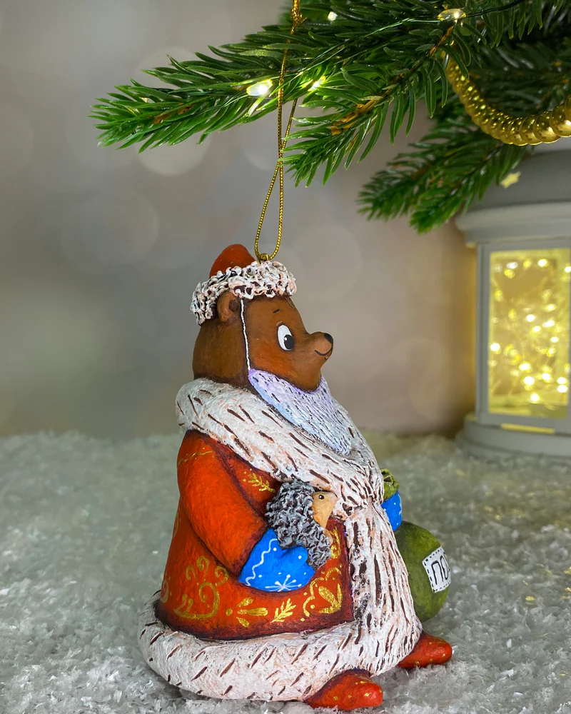 Ёлочная игрушка «Медведь-дед мороз»