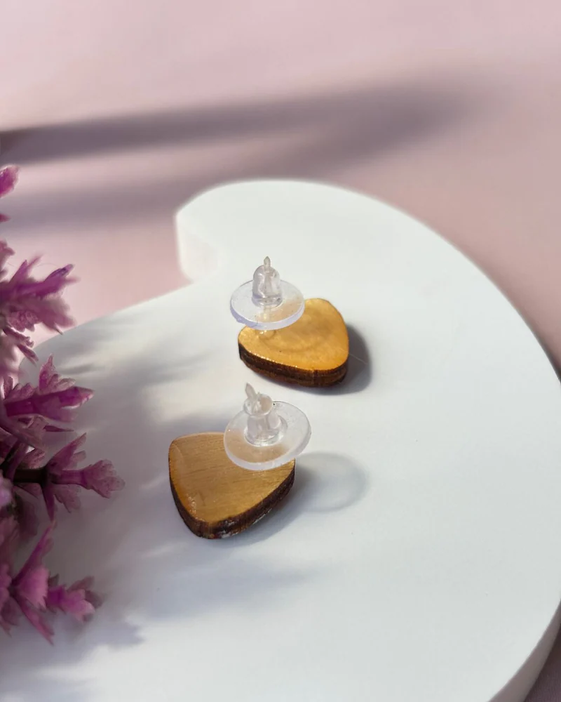 Серьги бордовые.Серьги гвоздики