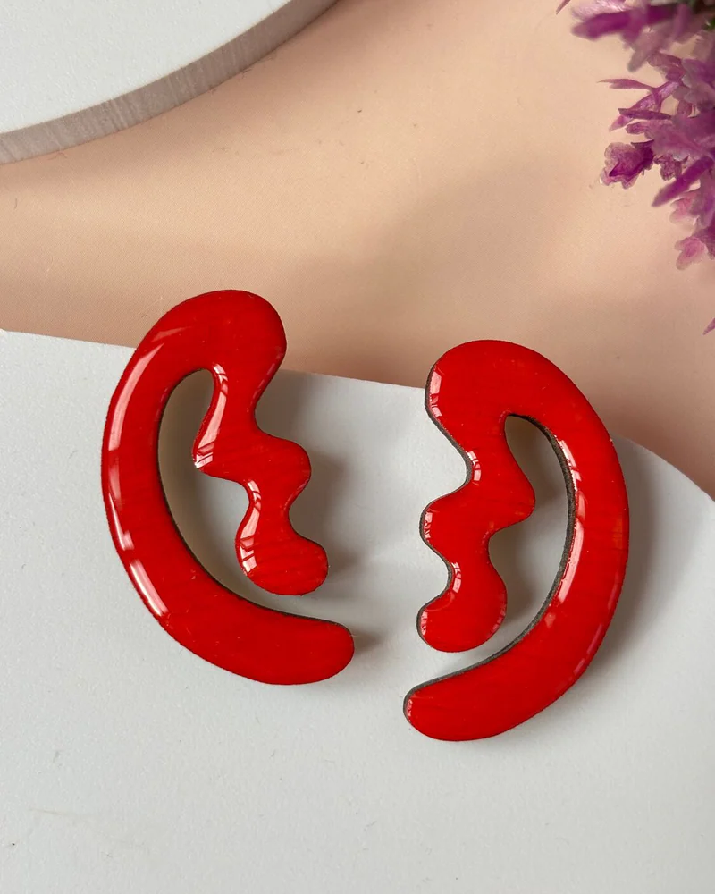 Серьги красные.Крупные серьги из дерева