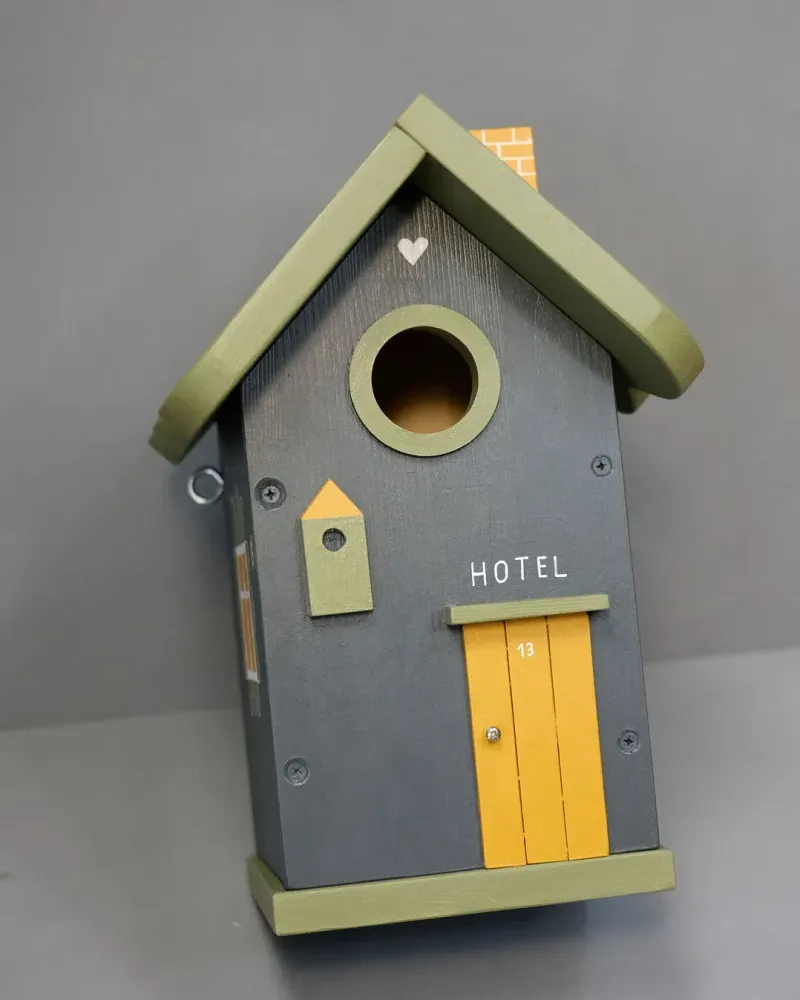 Скворечник — набор «сделай сам» с контурами и красками — Hotel, серый