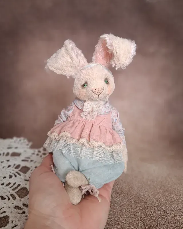 Зайчик Тедди Лили, розовый, 18 см