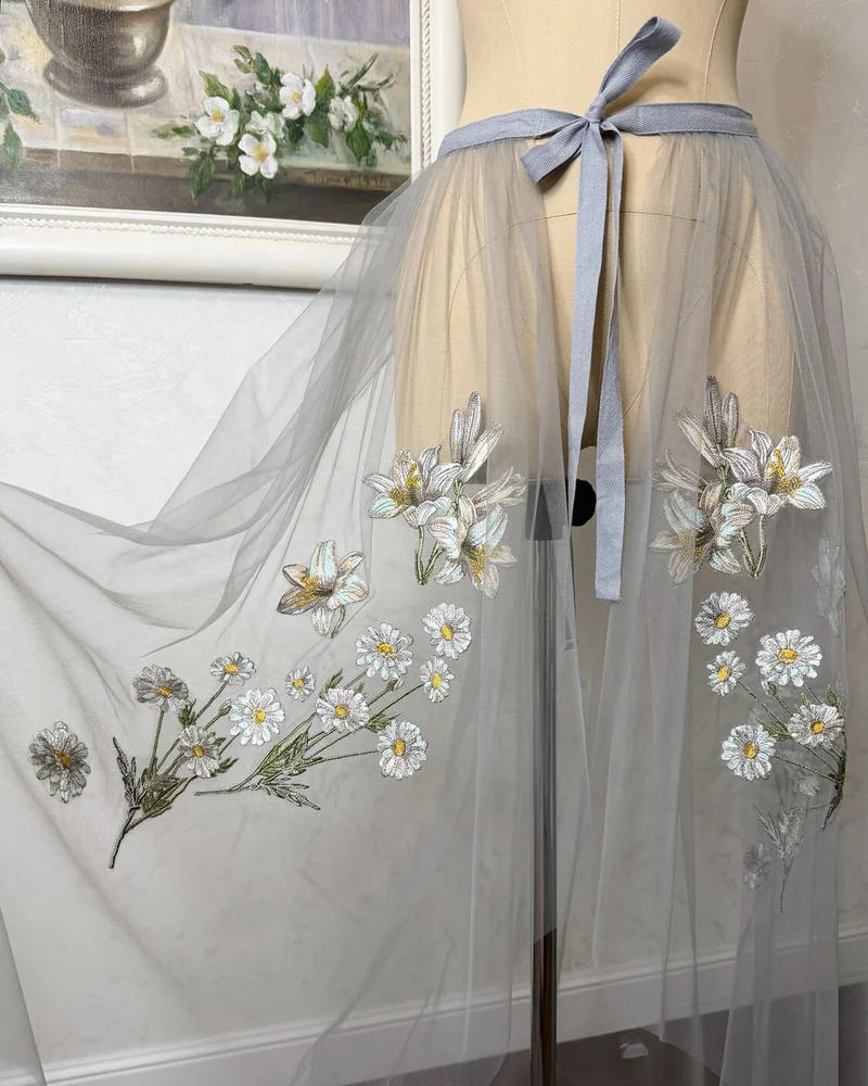 Юбка-фартук из сетки с вышивкой, серо-голубая — Серо-голубая