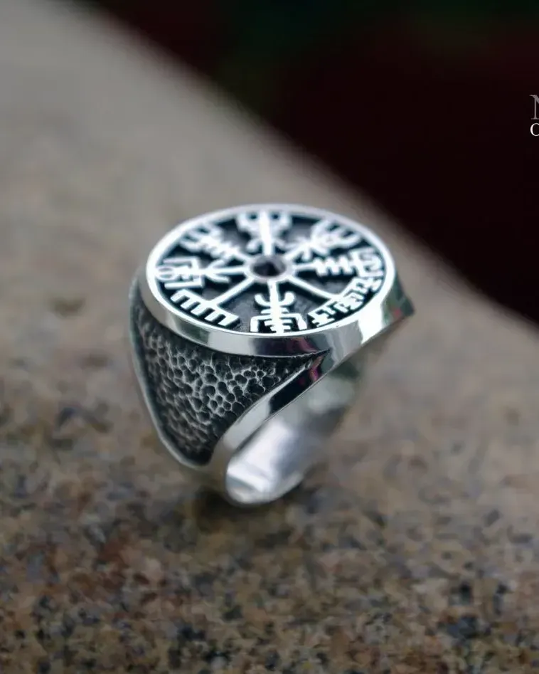Перстень Vegvisir (Рунический компас) — Основной