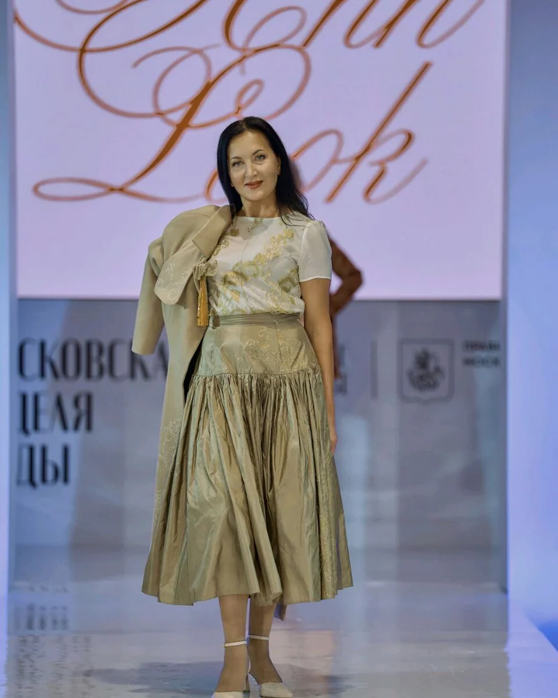 Юбка шелковая Золотые россыпи, тафта Италия