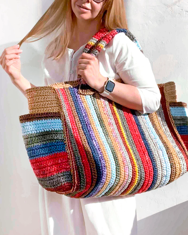 Сумка Weekender из рафии с карманами