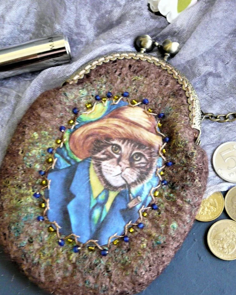 Кошелек женский с фермуаром. Кошелек монетница. Кот