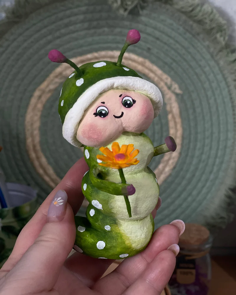 Гусеничка