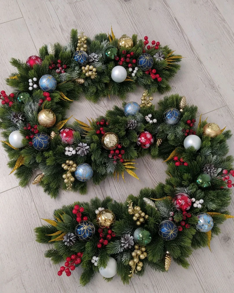 Новогодняя гирлянда с ёлочными игрушками — Новогодняя гирлянда с ёлочными игрушками